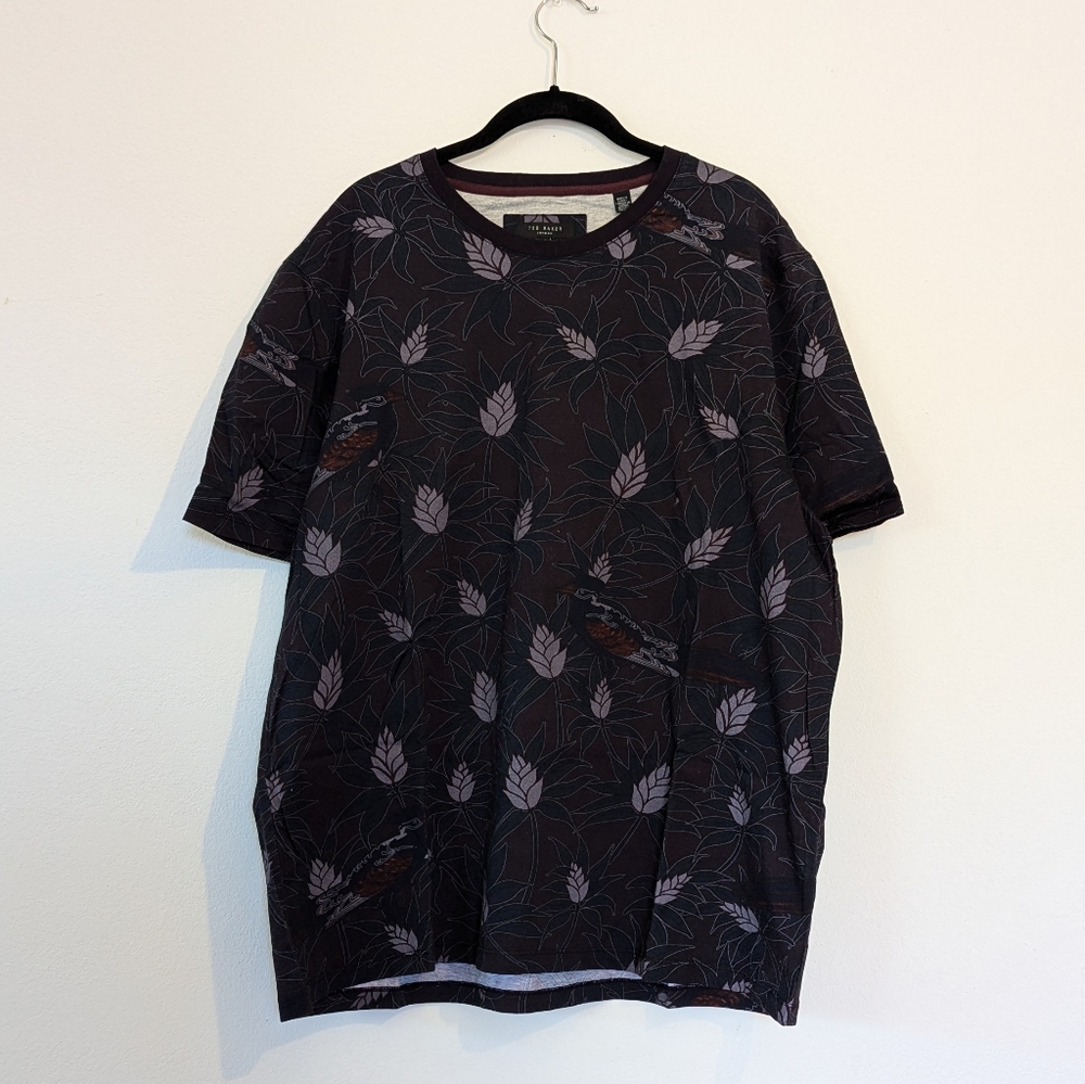 Ted Baker Tropical Tee Size Extra Large
